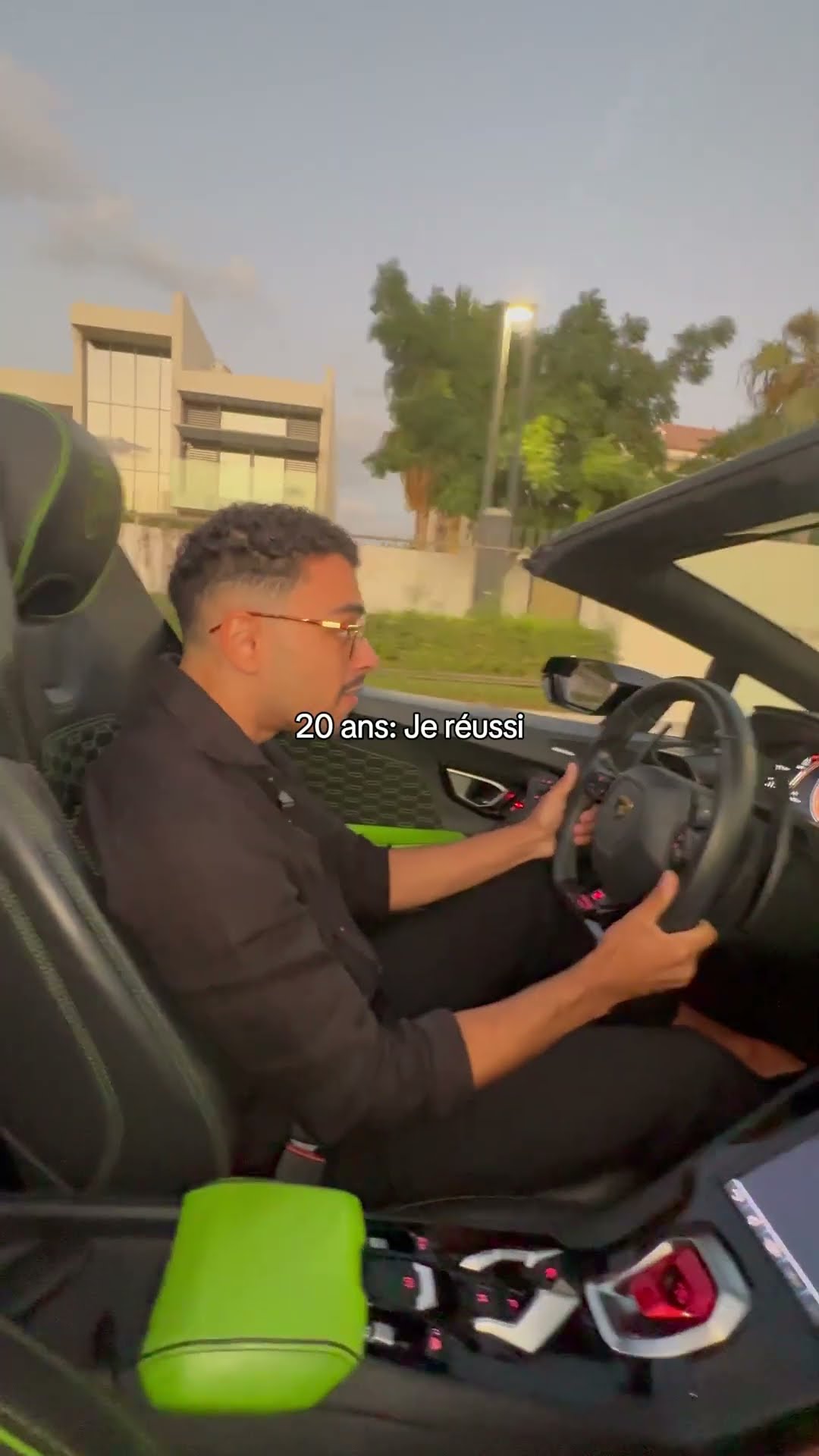 Clip Bryan RGT : 20 ans je réussis, en Lamborghini